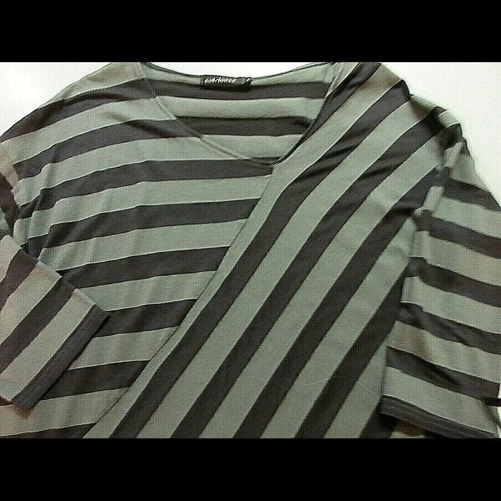 Cut Loose knit top striped sz small